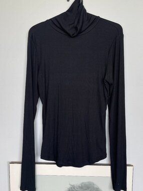 ARITZIA SUNDEH BODYCON RIBBED TURTLENECK IN BLACK SIZE LARGE
